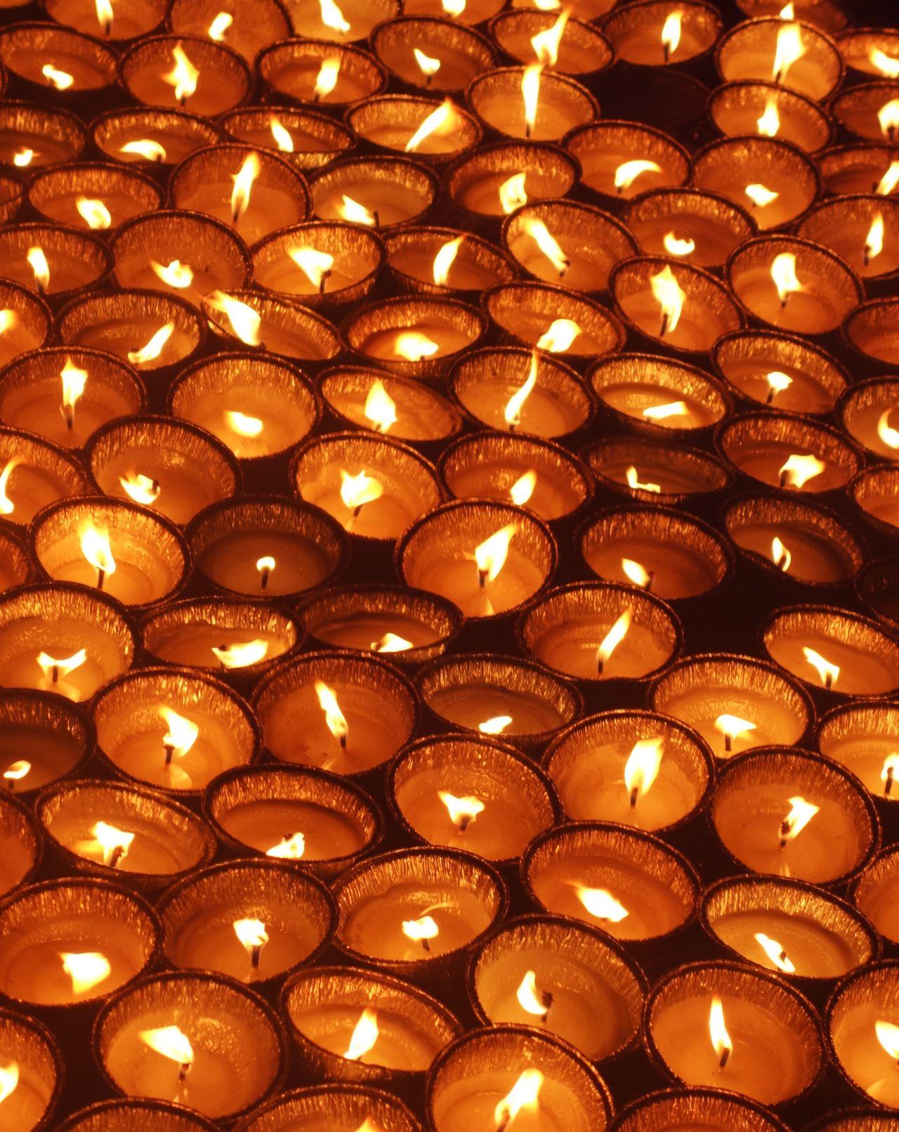 beige candle lot